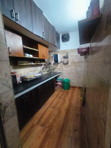 Kitchen in 2.5 BHK Apartment at Anuradha Apartments CGHS, Paschim Vihar – for Rent