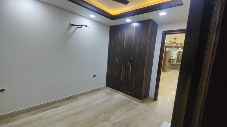Room, shubh-niketan-apartments 3 Bedroom 1350 Sq.Ft. Apartment In Paschim Vihar Delhi 8880923