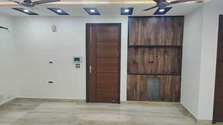 Room, shubh-niketan-apartments 3 Bedroom 1350 Sq.Ft. Apartment In Paschim Vihar Delhi 8880923