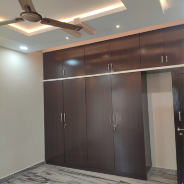Bedroom in 3 BHK Builder Floor at Kondapur – for Rent