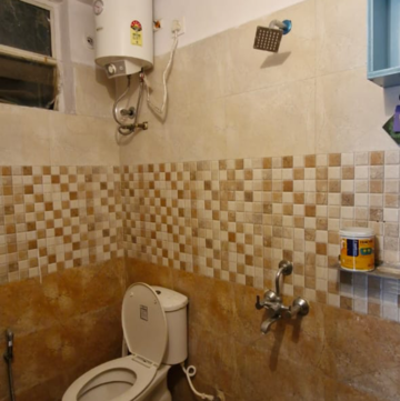 Bathroom in 3 BHK Builder Floor at Kondapur – for Rent