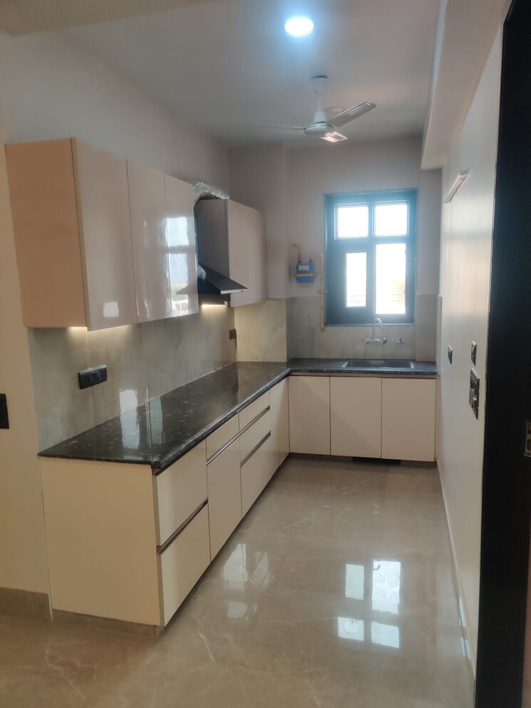 Kitchen, cityview-apartments 3.5 Bedroom 250 Sq.Mt. Independent House In Sector 35 Noida 8880956