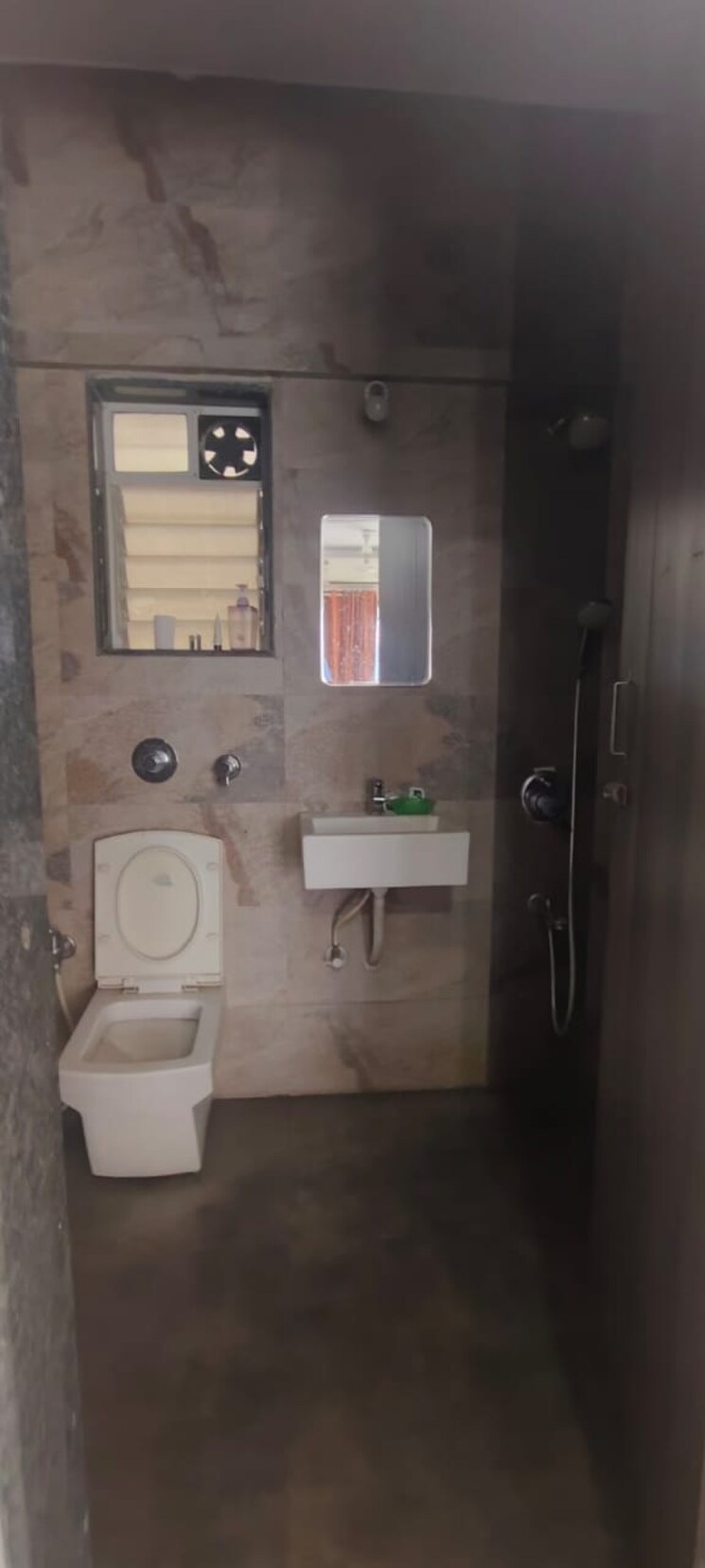 Bathroom, rajkamal-bayside 3 Bedroom 1650 Sq.Ft. Apartment In Cbd Belapur Sector 15 Navi Mumbai 8880957