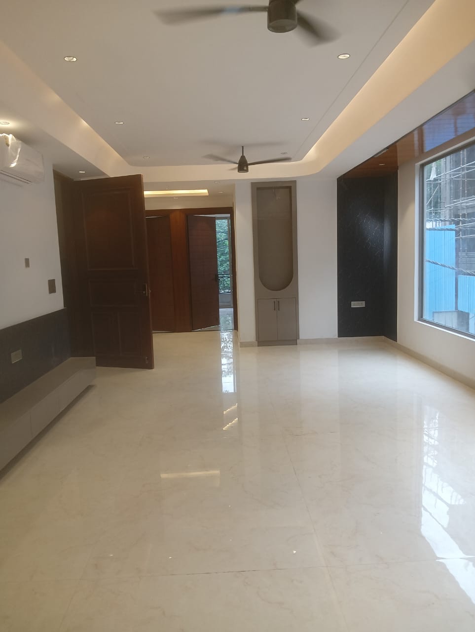 4 BHK + Extra Room Apartment For Sale in Independent Builder Floor