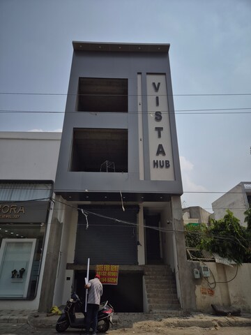  Showroom – Exterior View View at Model Gram - for Rent