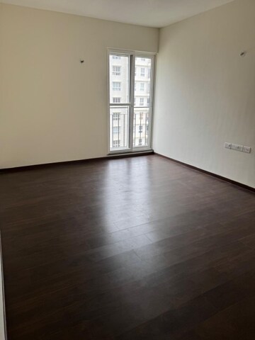 Room in 3 BHK Apartment at Sobha Palm Courts, Kogilu – for Rent