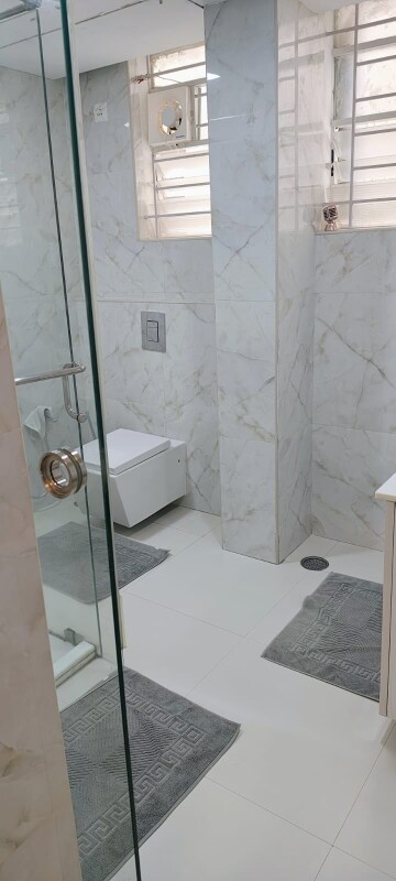 Bathroom in 3.5 BHK Apartment at B&B Opulent Spire, Jayanagar – for Rent