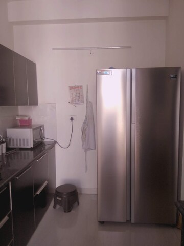 Kitchen in 3 BHK Apartment at Gomti Nagar – for Rent