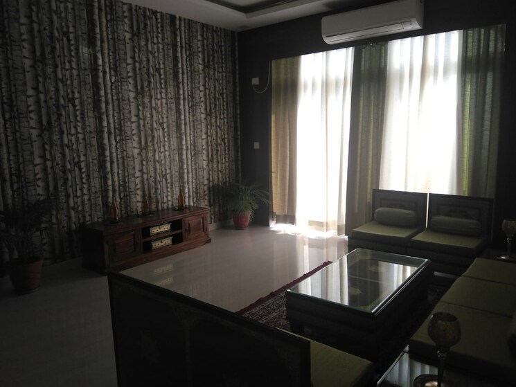 Living Room, gomti nagar 3 Bedroom 2100 Sq.Ft. Apartment In Gomti Nagar Lucknow 8881014