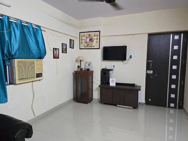 Room, goregaon west Pg For Boys In Goregaon West 8881019
