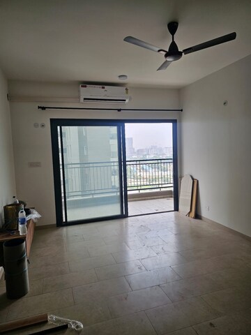 Room in 3 BHK Apartment at Sobha City Gurgaon, Sector 108 – for Rent