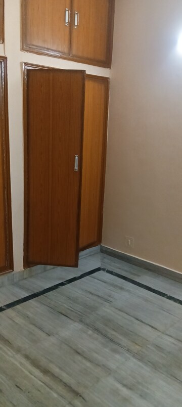 2 BHK Apartment For Rent in Shatabdi Vihar, Sector 52