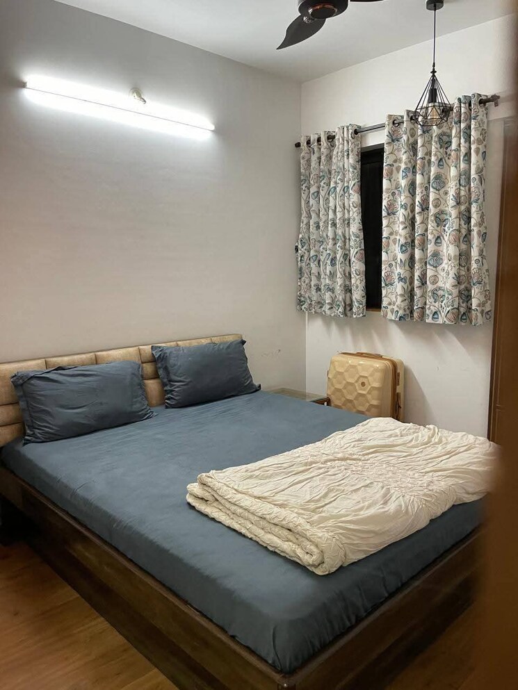 Bedroom, lodha-lakeshore-greens 2.5 Bedroom 870 Sq.Ft. Apartment In Dombivli East Thane 8881055