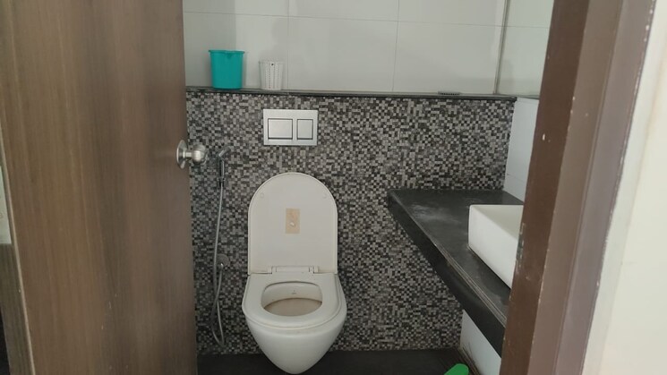 Bathroom, lodha-casa-maxima 2 Bedroom 644 Sq.Ft. Apartment In Mira Road Thane 8881044