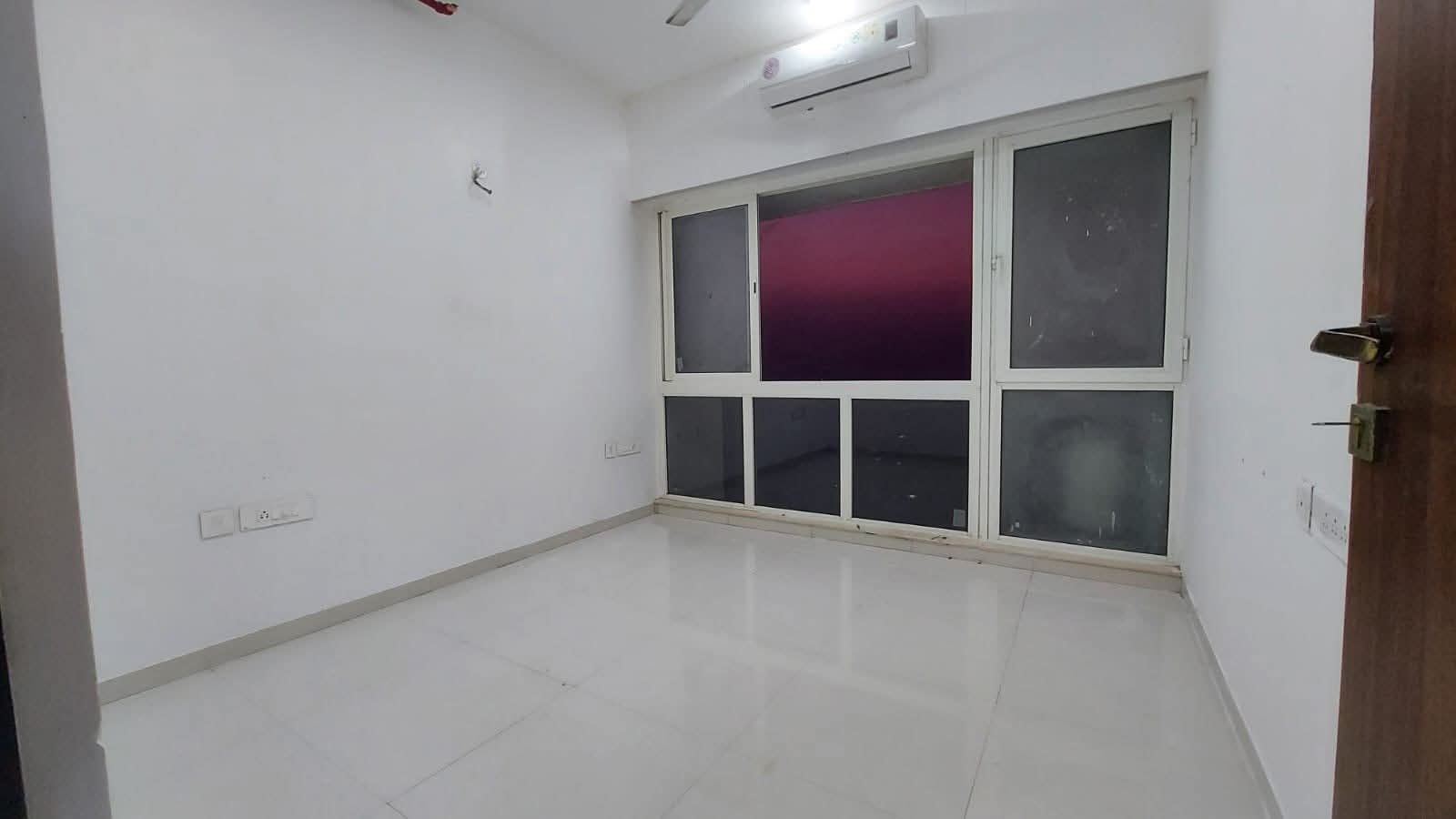 2 BHK Apartment For Rent in Omkar Ananta
