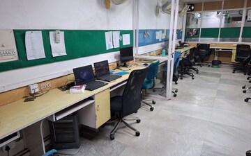 Office Space For Rent in South Extension I