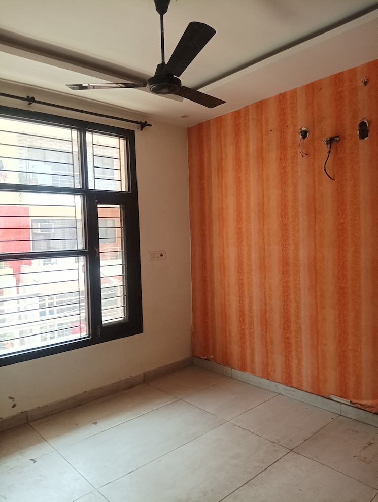 Room, dhakoli 3 Bedroom 1050 Sq.Ft. Builder Floor In Dhakoli Zirakpur 8881154