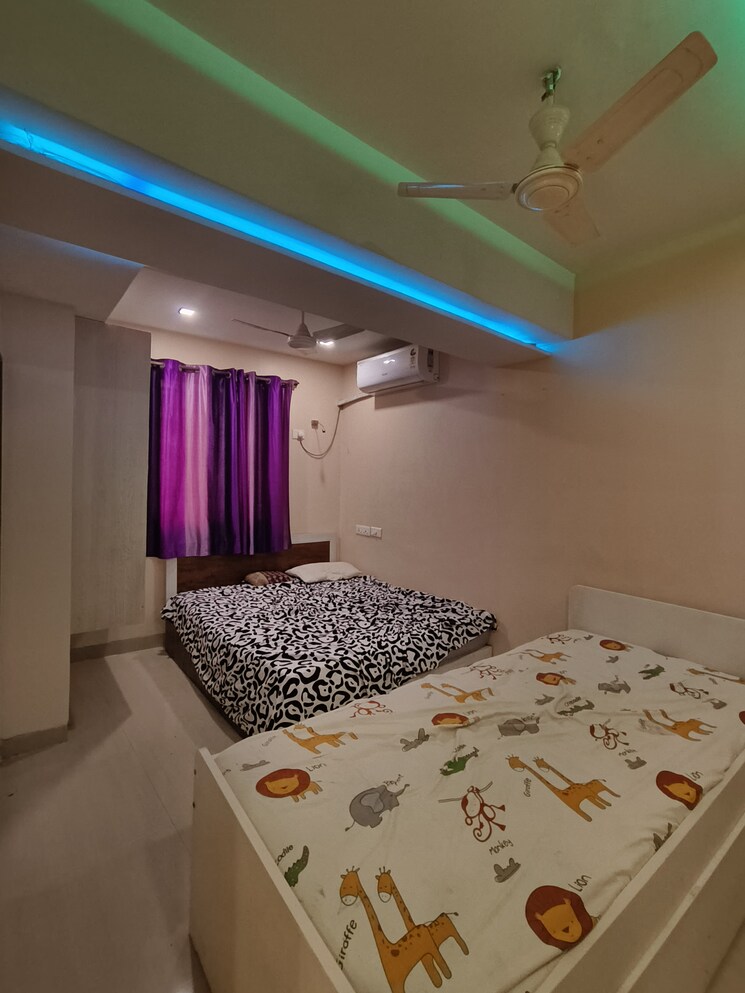 Bedroom, juhu-scheme 2 Bedroom 750 Sq.Ft. Apartment In Juhu Mumbai 8881176