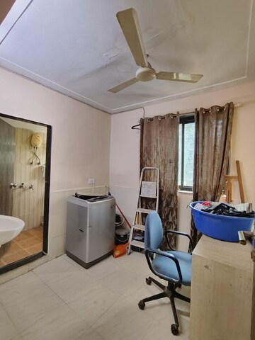 Master Bedroom in 2 BHK Apartment at Juhu Scheme, Juhu – for Rent