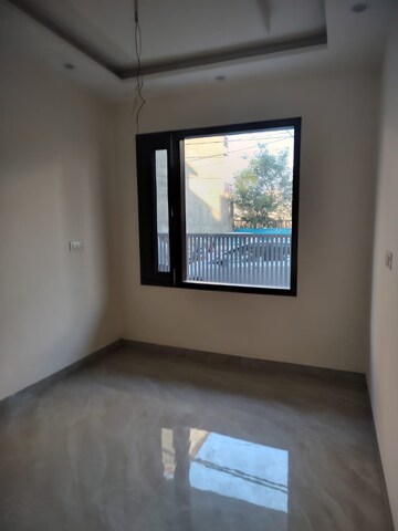 Room in 6 BHK Independent House at MS Enclave Zirakpur, Dhakoli – for Sale