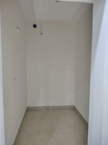 Room in 6 BHK Independent House at MS Enclave Zirakpur, Dhakoli – for Sale