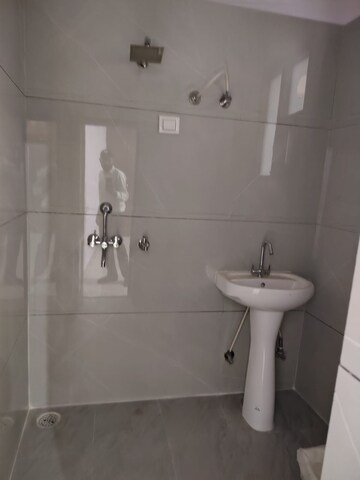 Bathroom in 6 BHK Independent House at MS Enclave Zirakpur, Dhakoli – for Sale