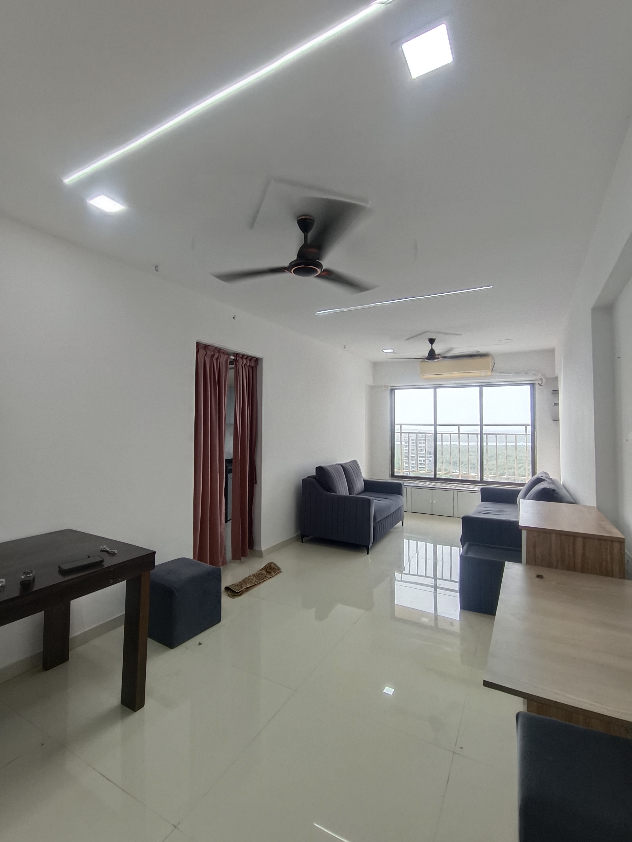 2 BHK Apartment For Rent in Lotus Unity