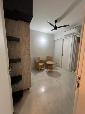 4 BHK Apartment For Sale in DLF Hamilton Court, Sector 27