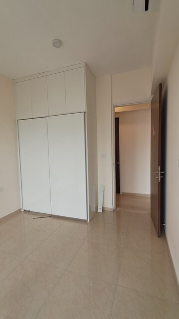 Furnished Amenities in 2 BHK Apartment at LnT Realty Crescent Bay, Parel – for Rent