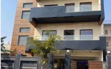 1 BHK Villa For Rent in Solutrean Delta City Centre, Delta I Greater Noida