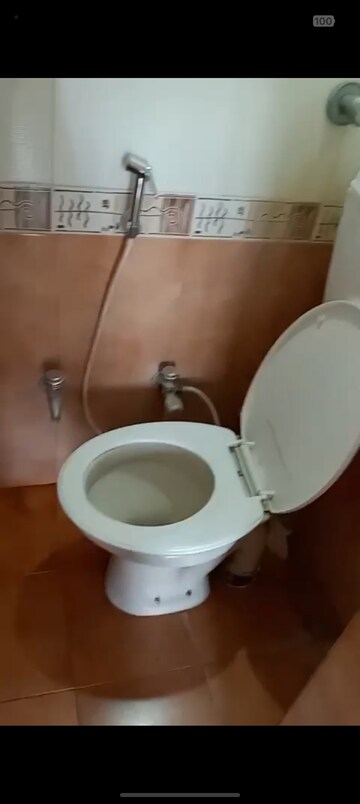 Bathroom in 2 BHK Apartment at Ambika Towers, Andheri East – for Rent