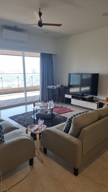 Team Area in 4 BHK Apartment at Lokhandwala Minerva Mahalaxmi, Mahalaxmi – for Rent