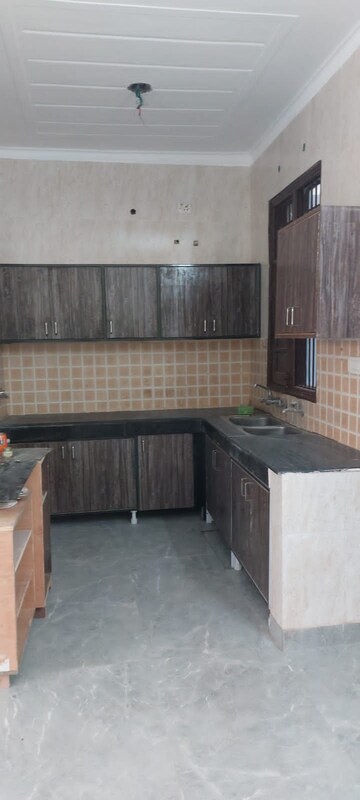 Kitchen in 2 BHK Builder Floor at Kishanpura – for Rent