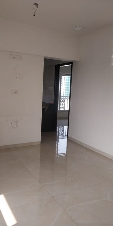 Bedroom in 2 BHK Apartment at Sindhi Society, Chembur – for Rent