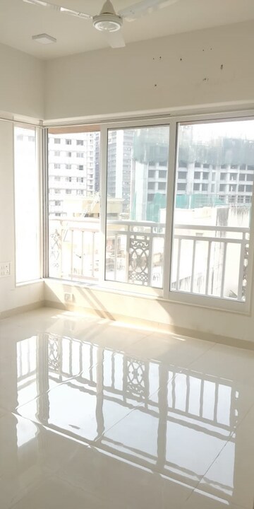 Bedroom in 2 BHK Apartment at Sindhi Society, Chembur – for Rent
