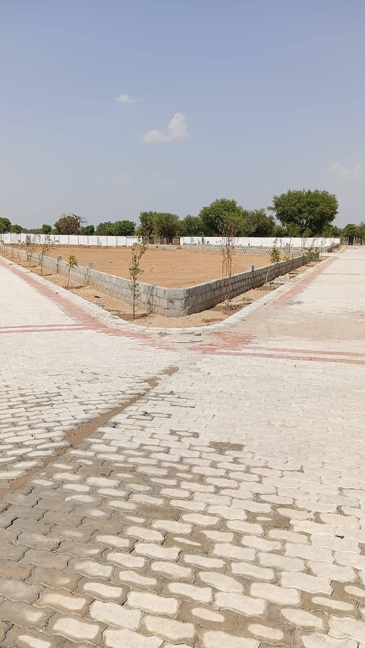 Plot For Sale in Kalwara