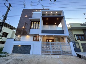 5 BHK Independent House For Sale in Sector 4