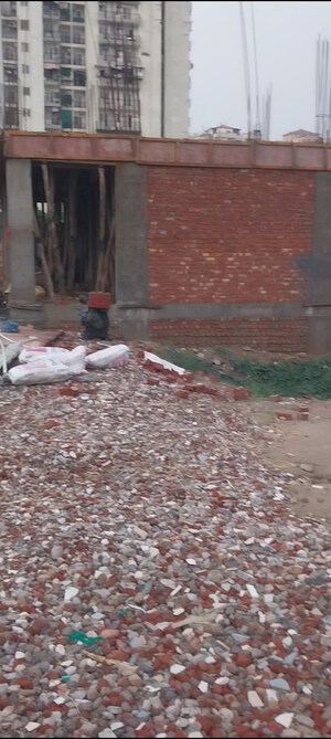  Land For Sale in Sector 76