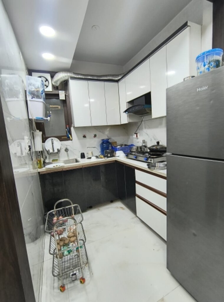 Kitchen, govindpuri 3 Bedroom 910 Sq.Ft. Builder Floor In Govindpuri Delhi 8881458