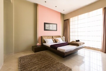 Bedroom in 4 BHK Apartment at Pacific Enclave, Khar West – for Rent