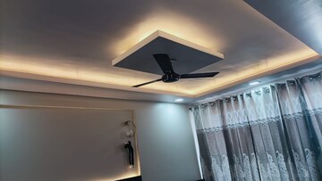 Furnished Amenities in 4 BHK Apartment at Parker White Lily, Sector 8 – for Sale