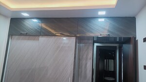 Furnished Amenities in 4 BHK Apartment at Parker White Lily, Sector 8 – for Sale