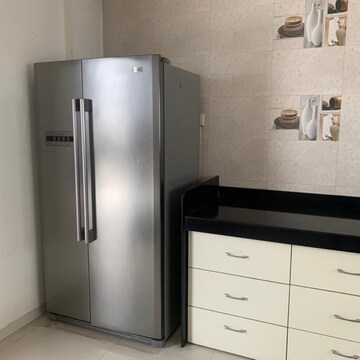 Room in 5 BHK Independent House at Rakshak CHS, Pimple Nilakh – for Rent