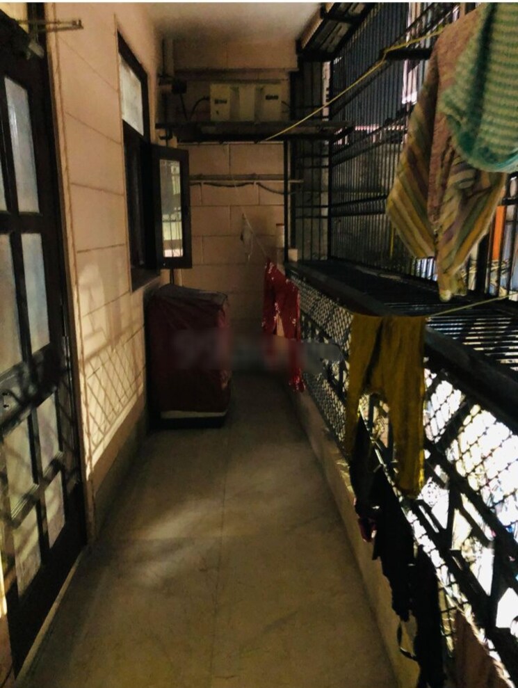 Balcony, dilshad colony 4 Bedroom 2250 Sq.Ft. Builder Floor In Dilshad Colony Delhi 8881433