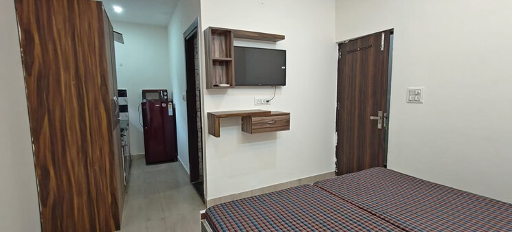 Room, sushant lok i 1 RK 200 Sq.Ft. Builder Floor In Sushant Lok I Gurgaon 8881472