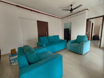 Bedroom in 2 BHK Apartment at Omkar Signet, Malad East – for Rent