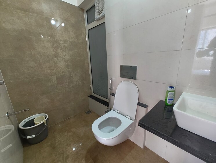 Bathroom, omkar-signet 2 Bedroom 484 Sq.Ft. Apartment In Malad East Mumbai 8881475