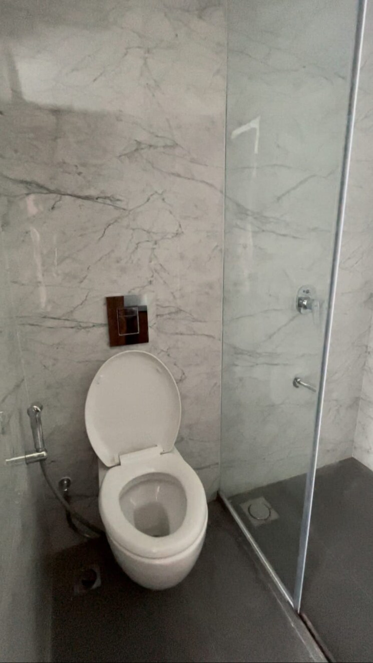 Bathroom, joy-legend 4 Bedroom 1962 Sq.Ft. Apartment In Khar West Mumbai 8881508