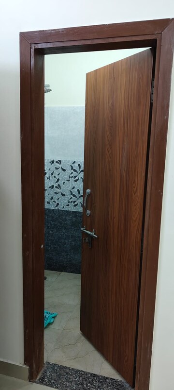 Bedroom in 1 BHK Apartment at Neb Sarai – for Rent