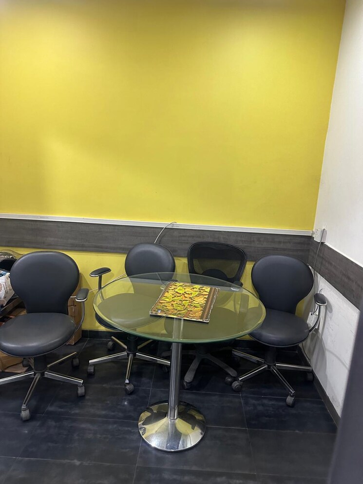 Team Area, ild-trade-centre Commercial Office Space 1173 Sq.Ft. In Sector 47 Gurgaon 8881511